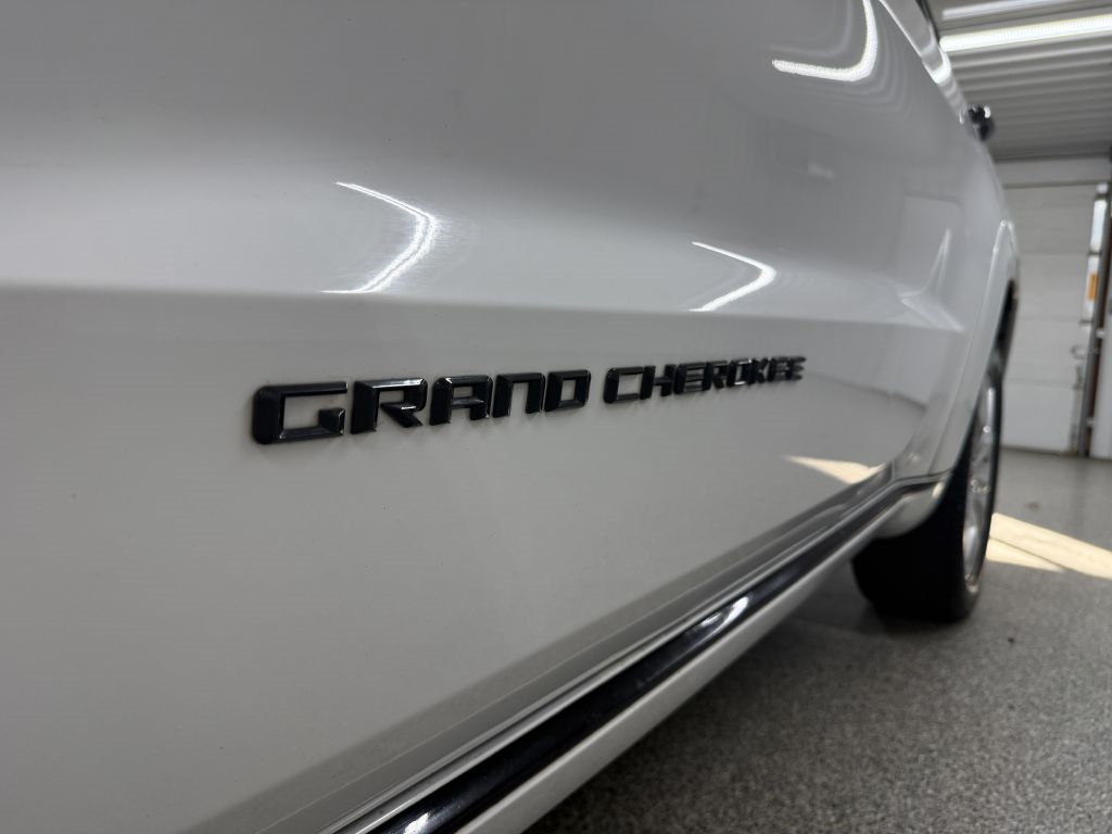 Jeep Grand Cherokee 4WD 4dr Summit 2014