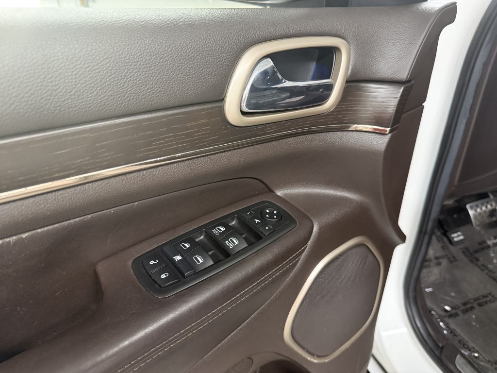 Jeep Grand Cherokee 4WD 4dr Summit 2014