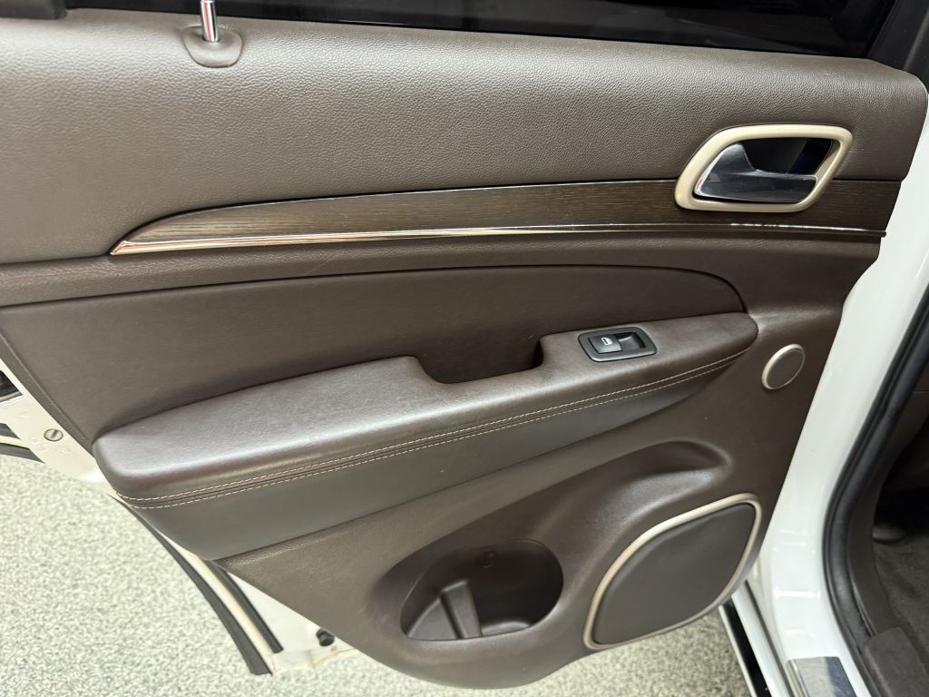 Jeep Grand Cherokee 4WD 4dr Summit 2014