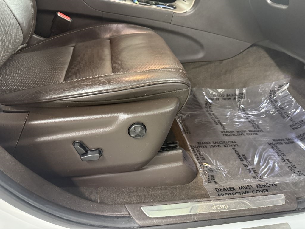 Jeep Grand Cherokee 4WD 4dr Summit 2014