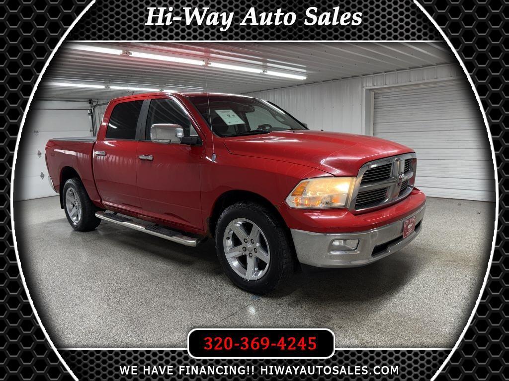 2011 RAM 1500 4WD Crew Cab 140.5" Big Horn