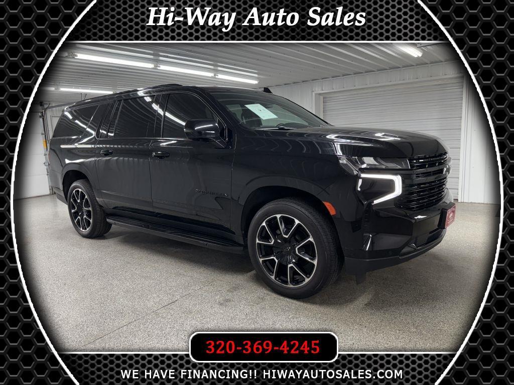 2023 Chevrolet Suburban 4WD 4dr RST
