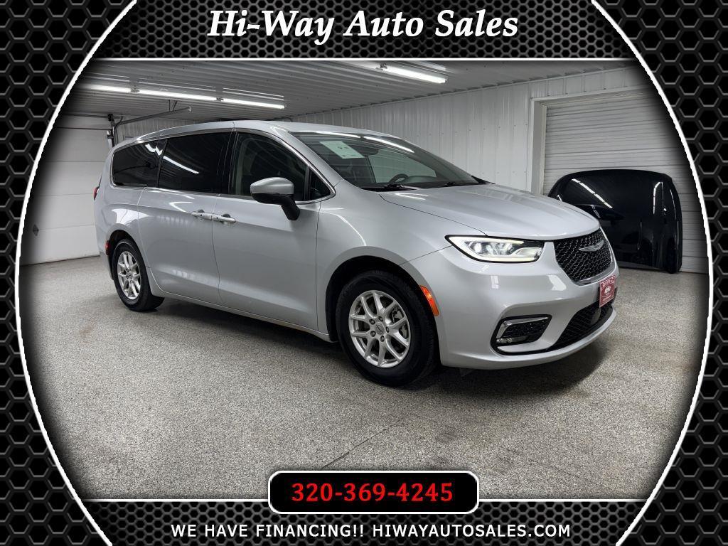 2023 Chrysler Pacifica Touring L FWD