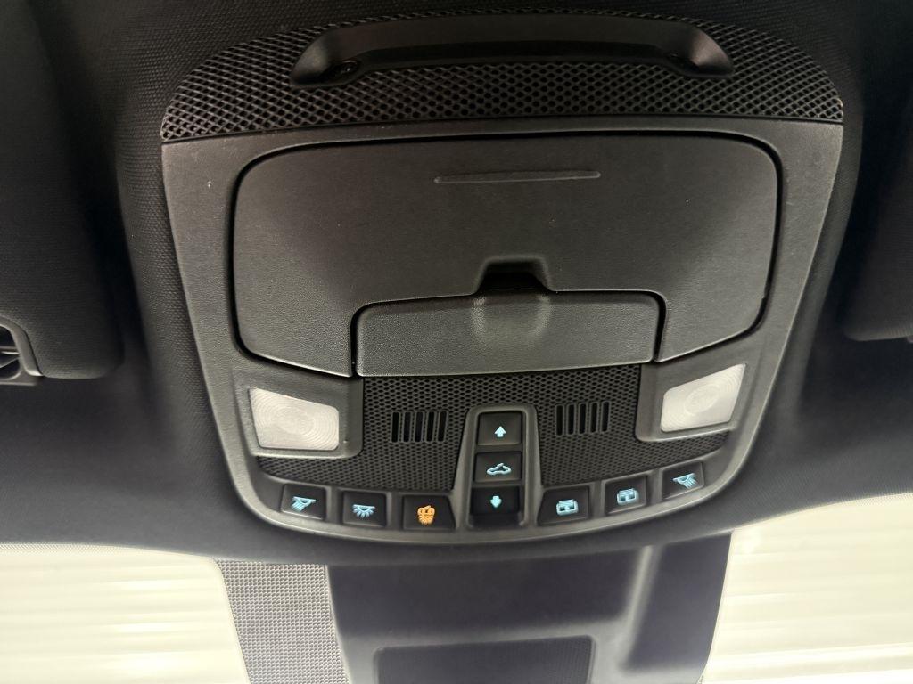 Ford Expedition MAX photo 25