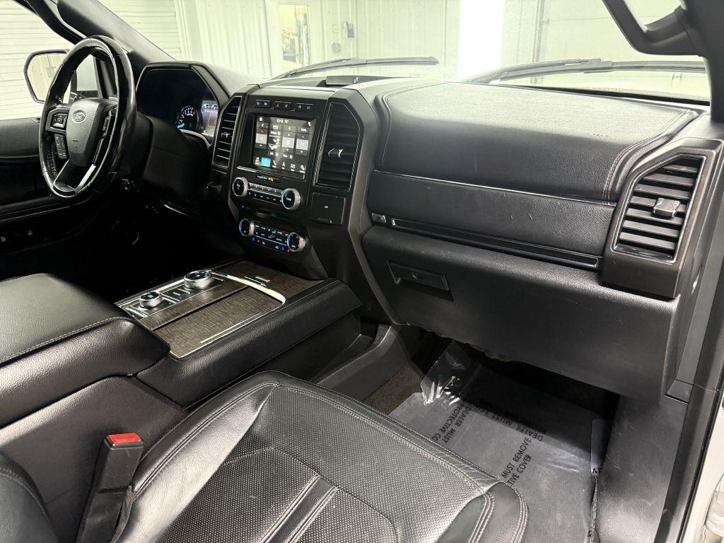 Ford Expedition MAX photo 40