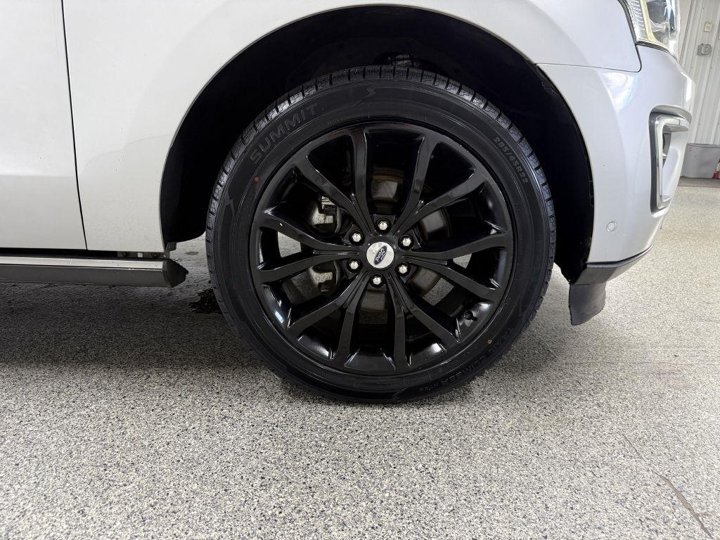 Ford Expedition MAX photo 43