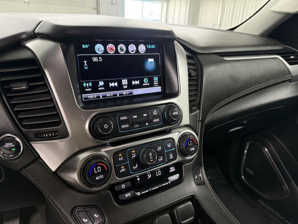 Chevrolet Suburban photo 23