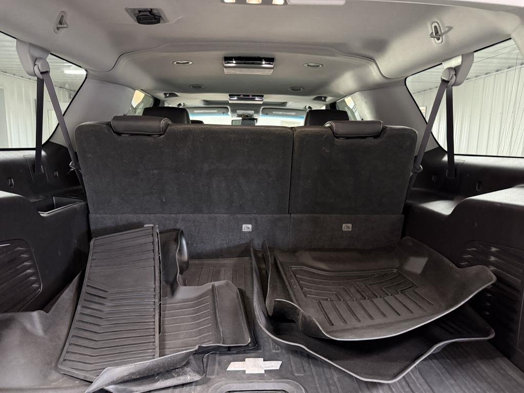 Chevrolet Suburban photo 36