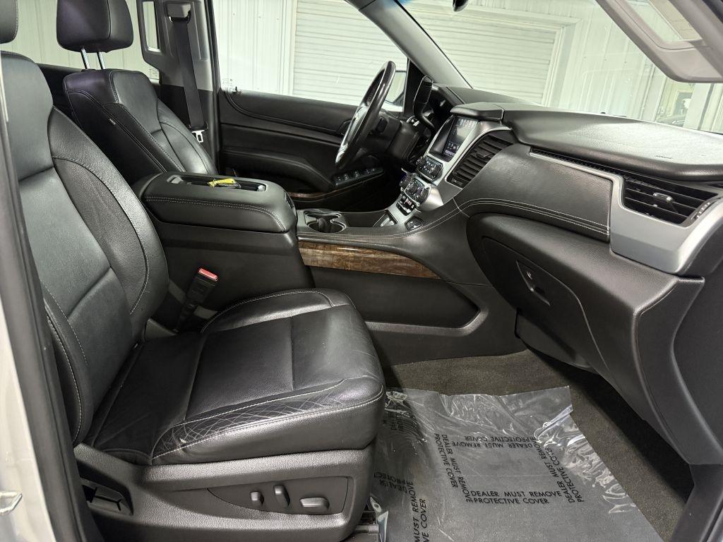 Chevrolet Suburban photo 42