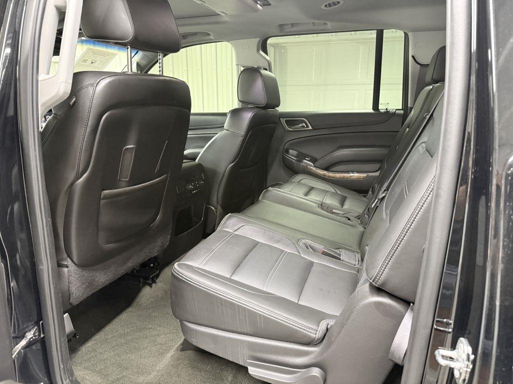 GMC Yukon XL photo 30