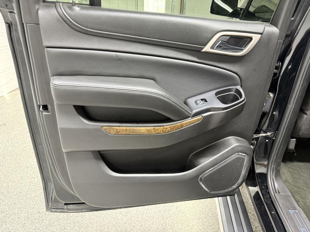 GMC Yukon XL photo 34