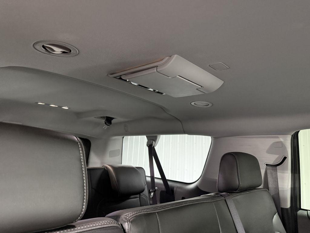 GMC Yukon XL photo 39