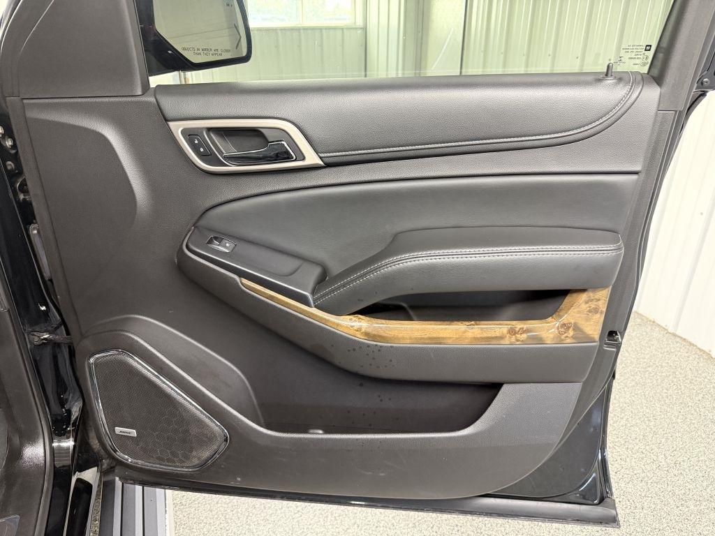 GMC Yukon XL photo 44