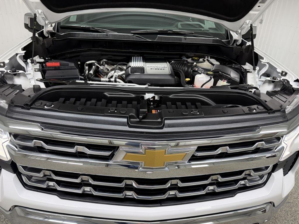 Chevrolet Silverado photo 41