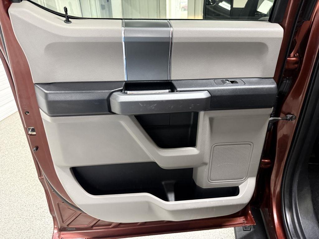 Ford F-150 photo 25