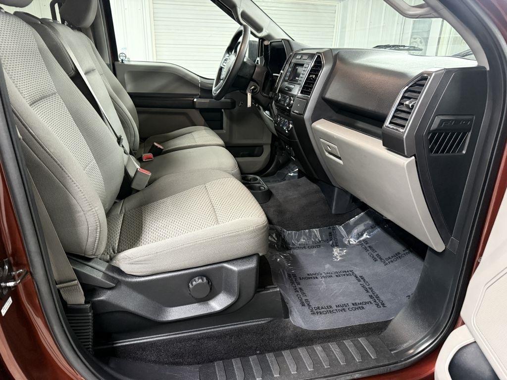 Ford F-150 photo 29
