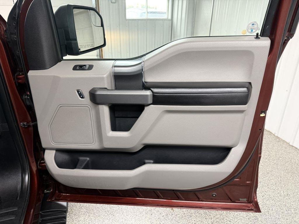 Ford F-150 photo 32
