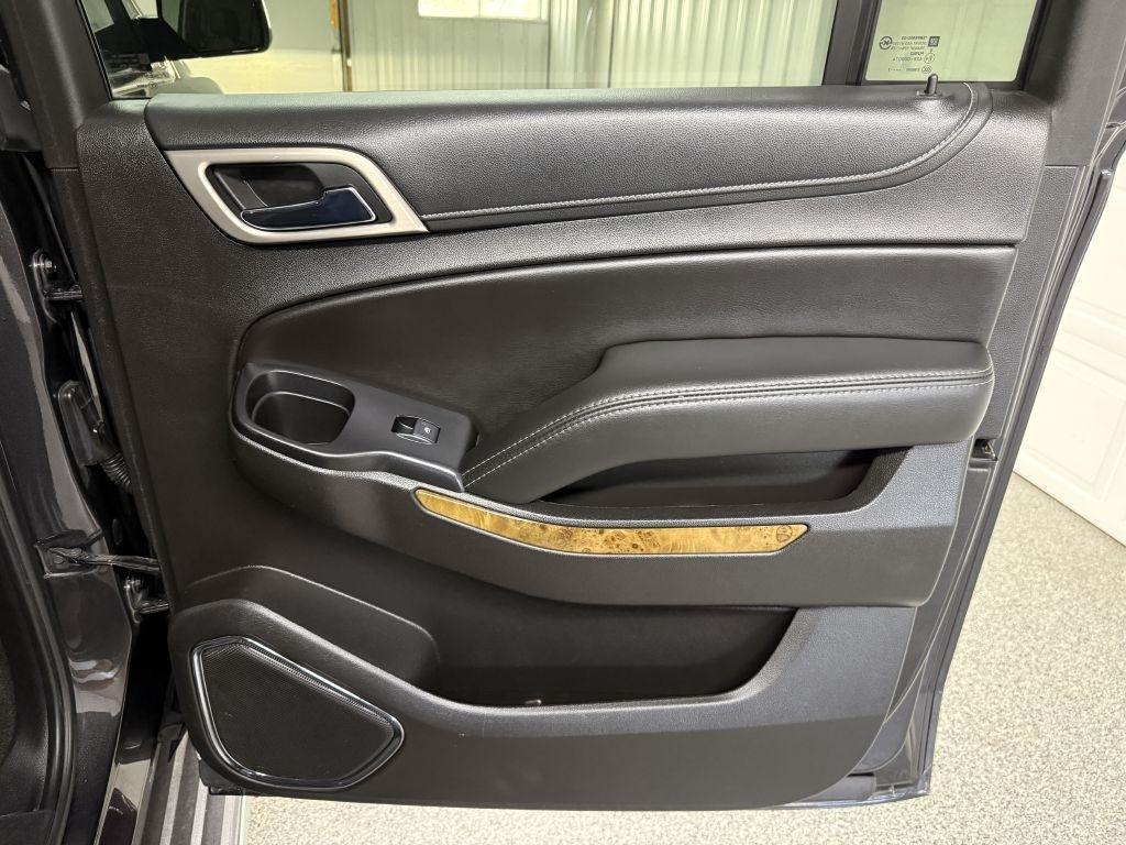 GMC Yukon XL photo 41