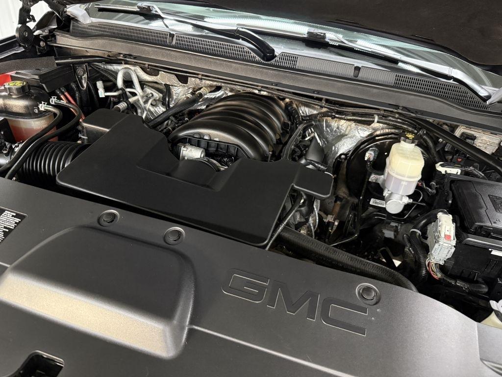 GMC Yukon XL photo 50