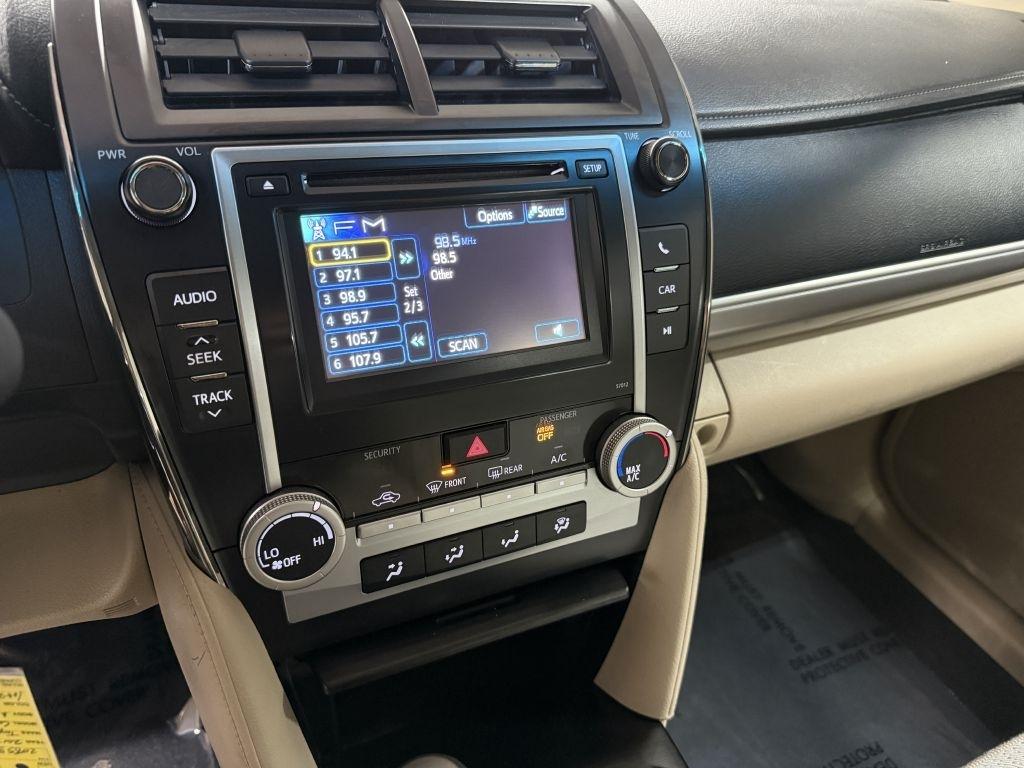 Toyota Camry photo 20