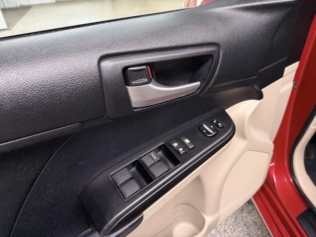 Toyota Camry photo 24