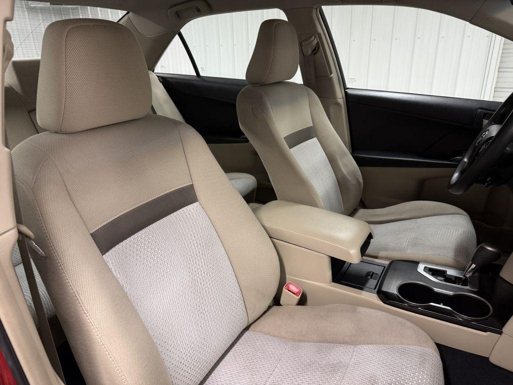 Toyota Camry photo 34