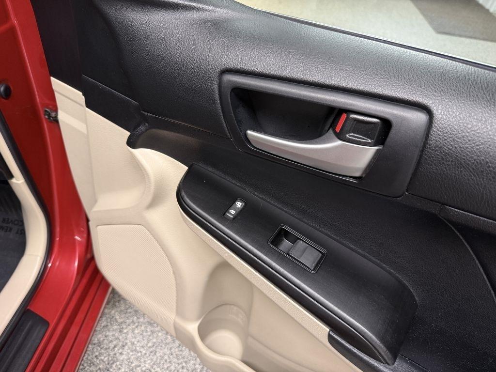 Toyota Camry photo 37