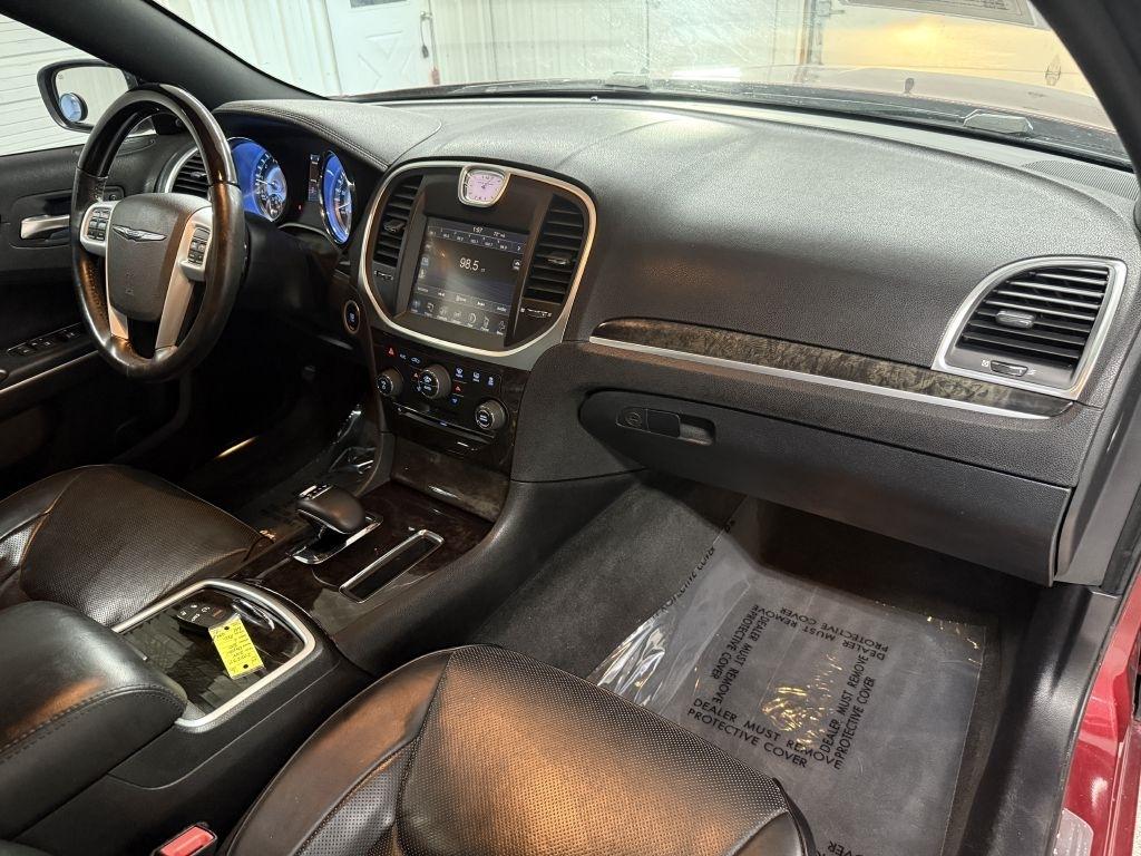 Chrysler 300 photo 31