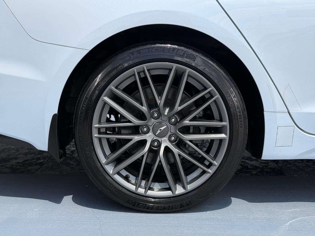 Genesis G70 2.0T Advanced AWD 2019
