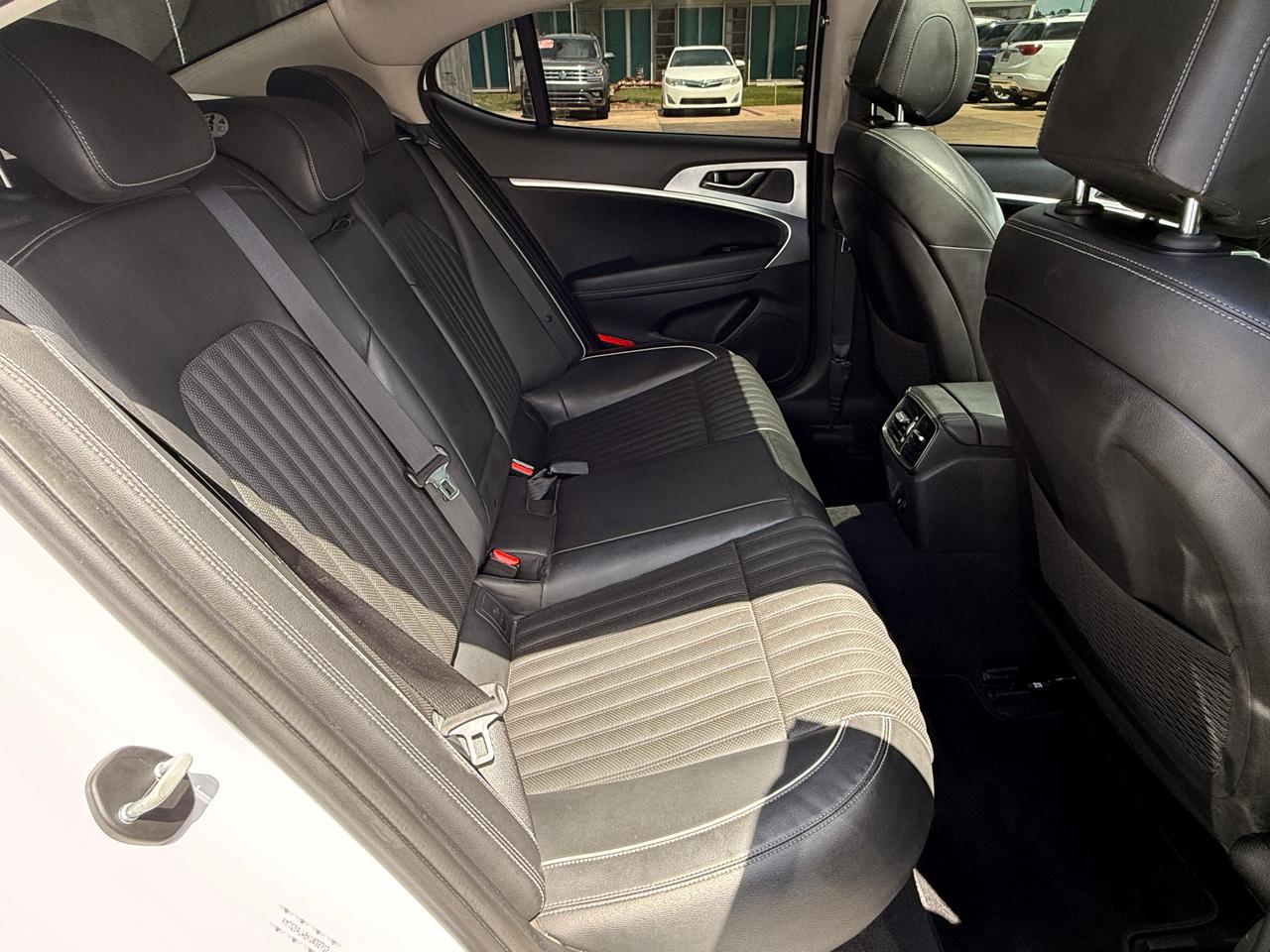 Genesis G70 2.0T Advanced AWD 2019