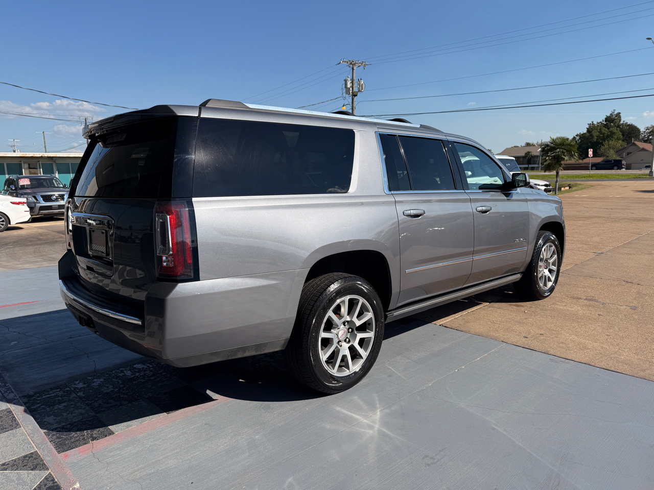GMC Yukon XL Denali 4WD 2019 GMC Yukon XL Denali 4WD 2019