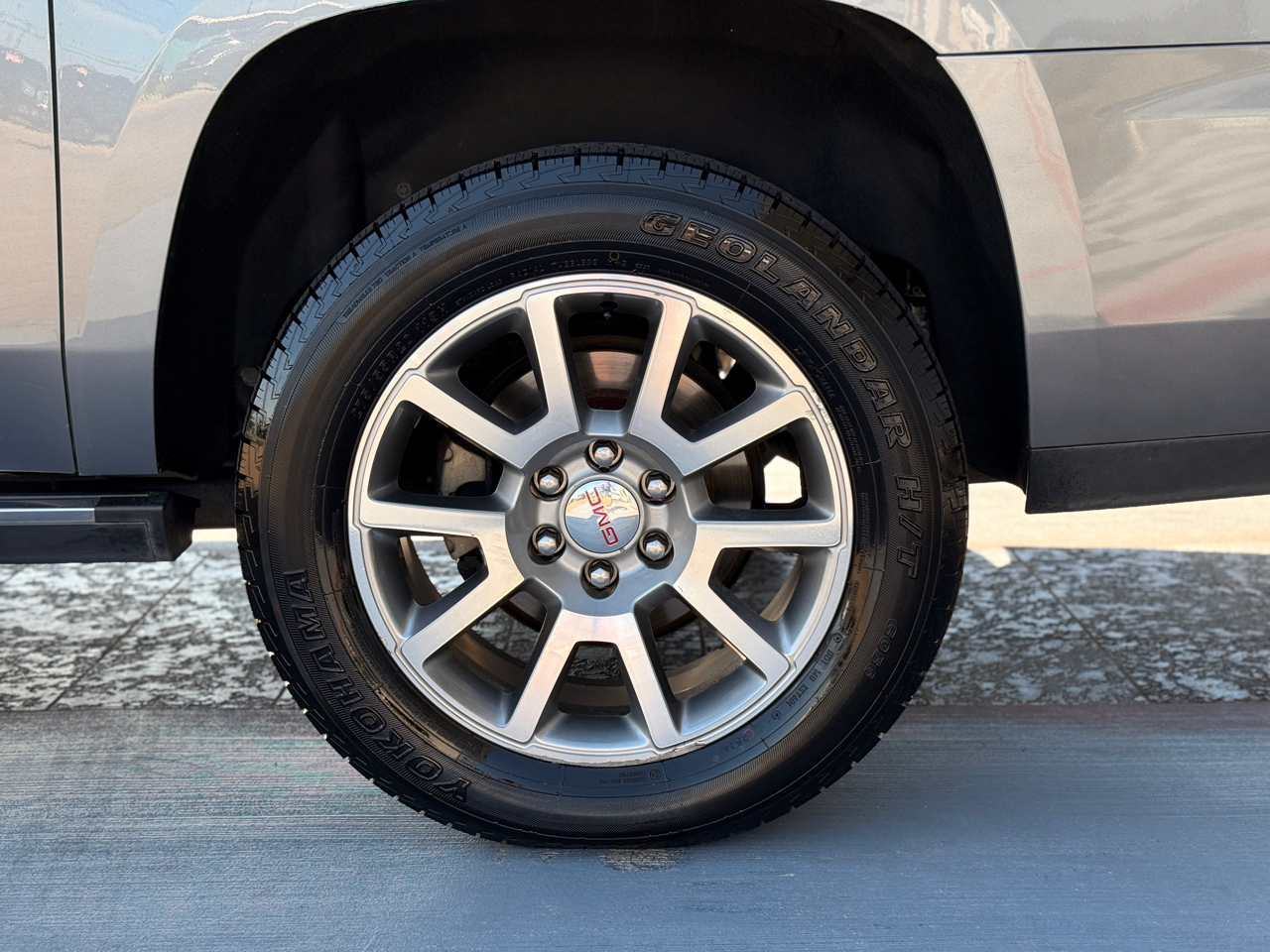 GMC Yukon XL Denali 4WD 2019 GMC Yukon XL Denali 4WD 2019