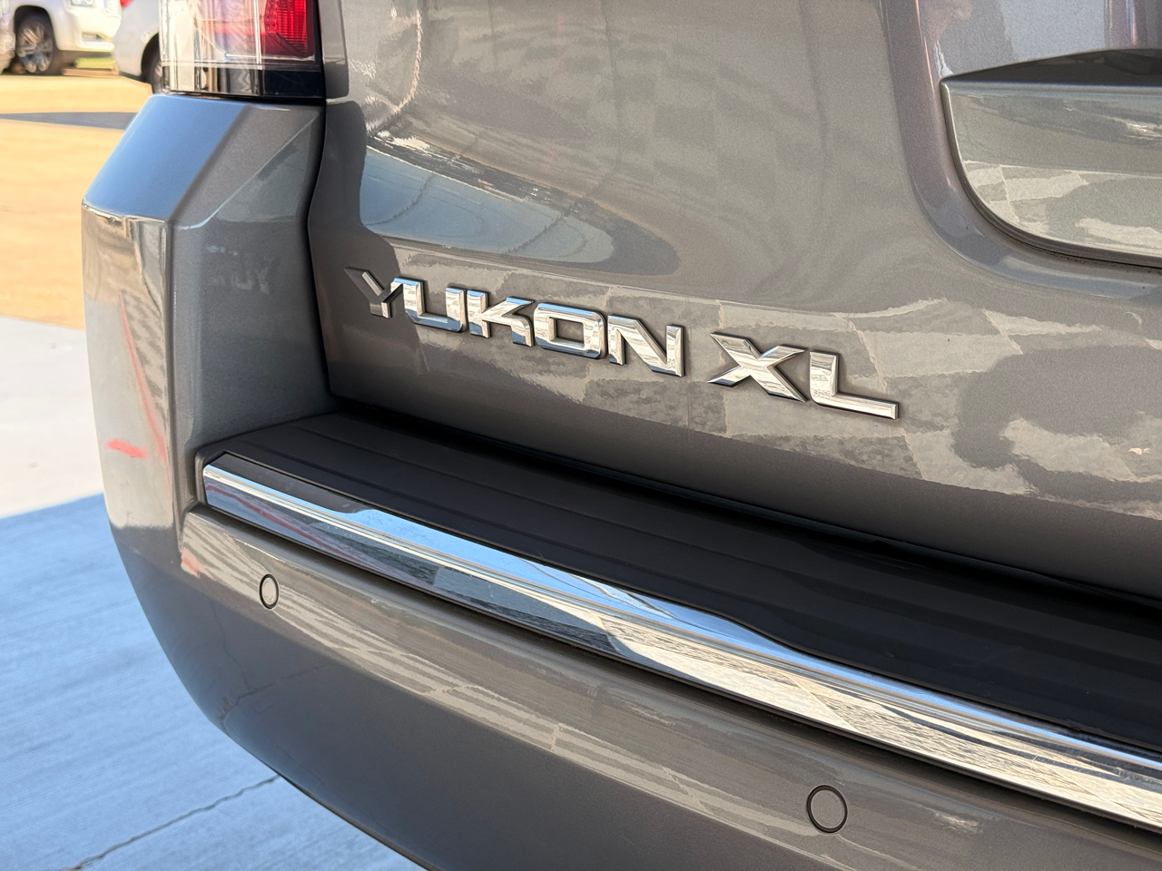 GMC Yukon XL Denali 4WD 2019 GMC Yukon XL Denali 4WD 2019