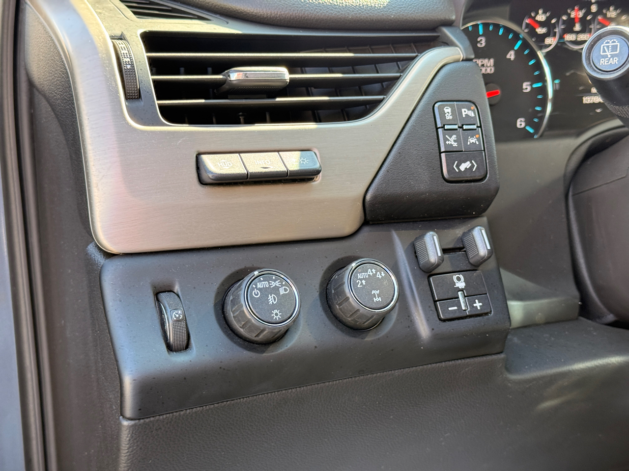 GMC Yukon XL Denali 4WD 2019 GMC Yukon XL Denali 4WD 2019