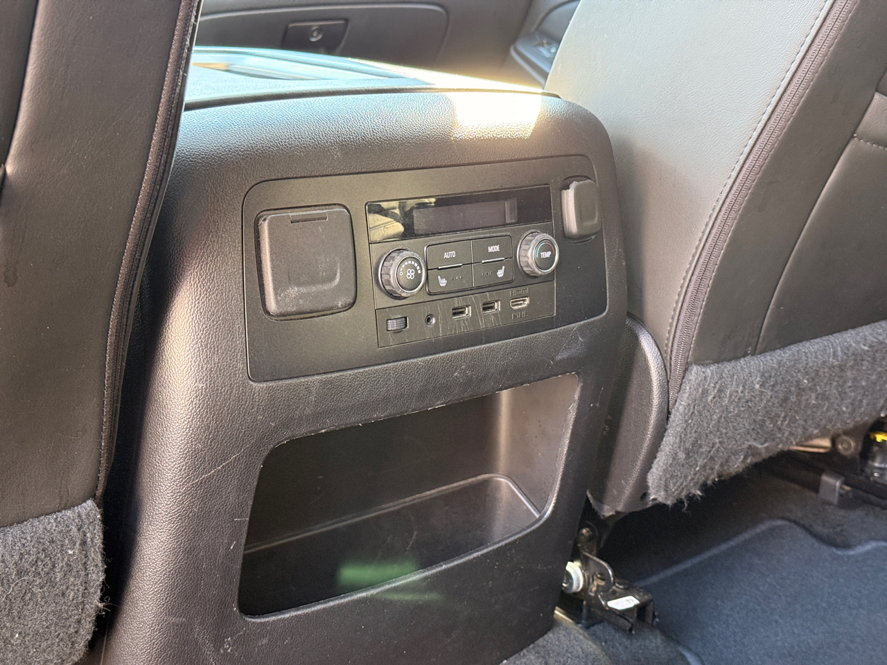 GMC Yukon XL Denali 4WD 2019 GMC Yukon XL Denali 4WD 2019