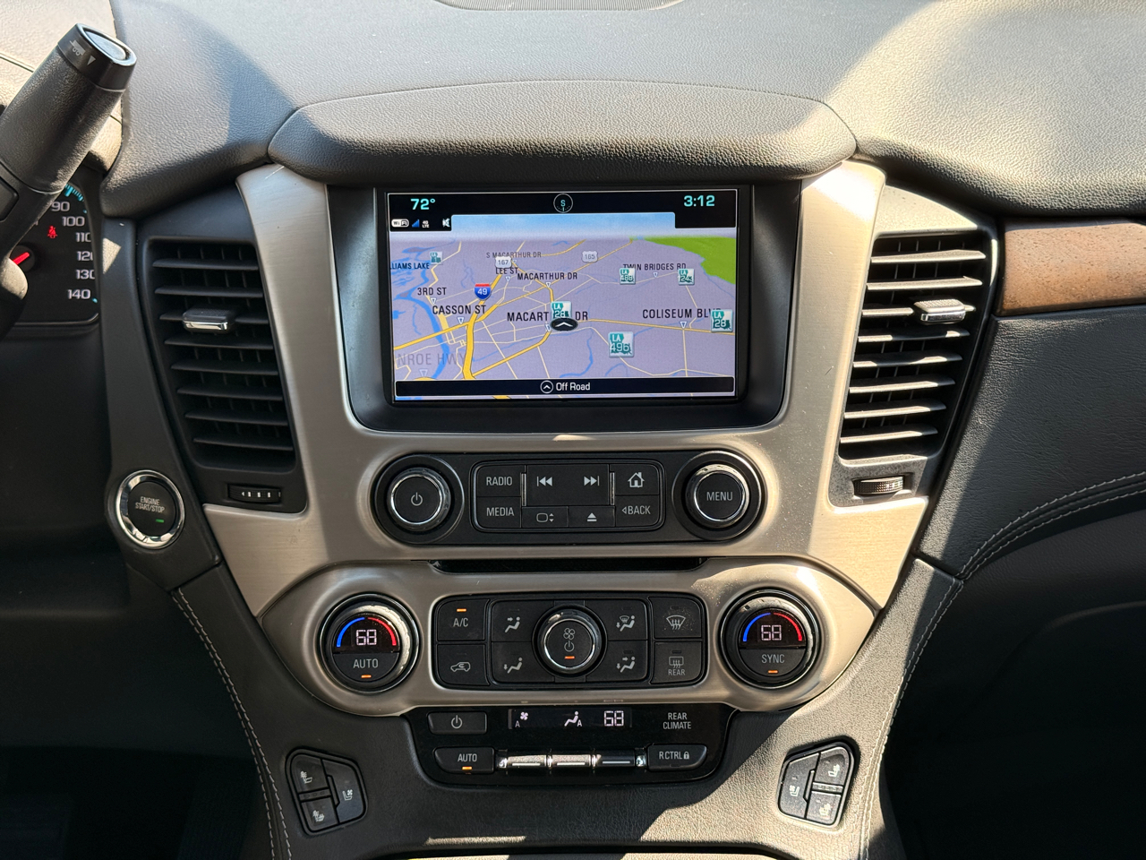 GMC Yukon XL Denali 4WD 2019 GMC Yukon XL Denali 4WD 2019