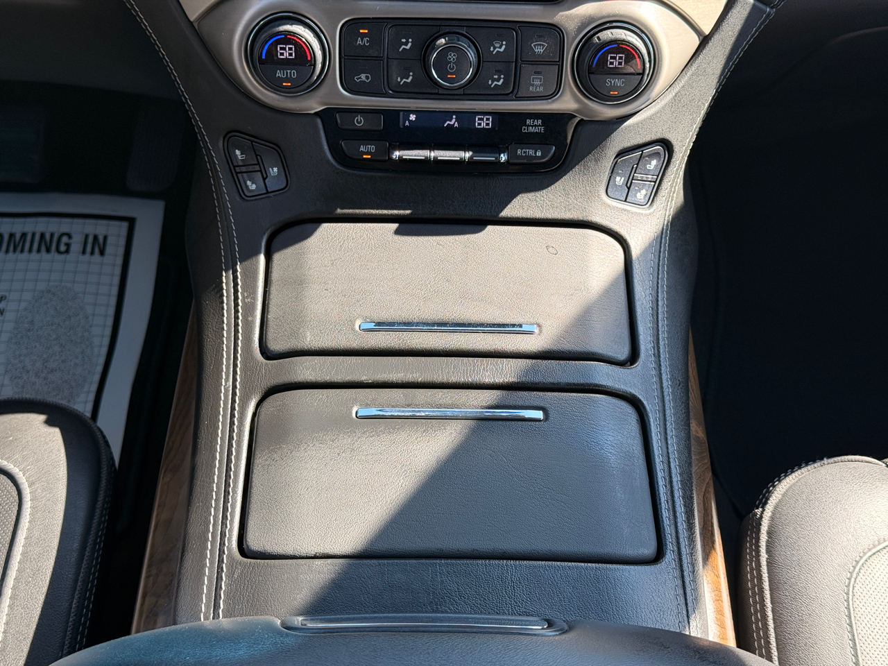 GMC Yukon XL Denali 4WD 2019 GMC Yukon XL Denali 4WD 2019