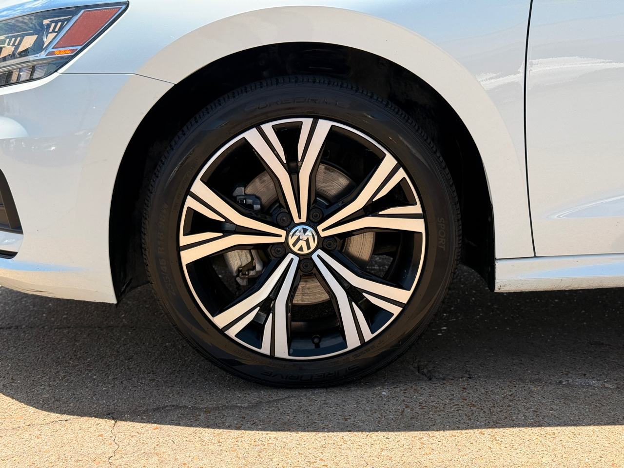 Volkswagen Passat SE 2021 Volkswagen Passat SE 2021