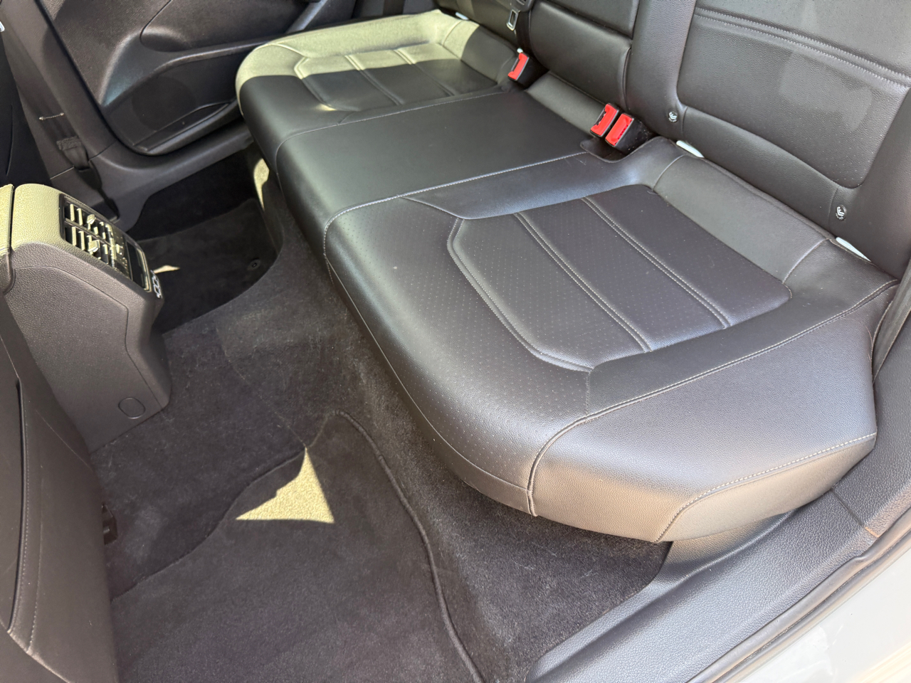 Volkswagen Passat SE 2021 Volkswagen Passat SE 2021