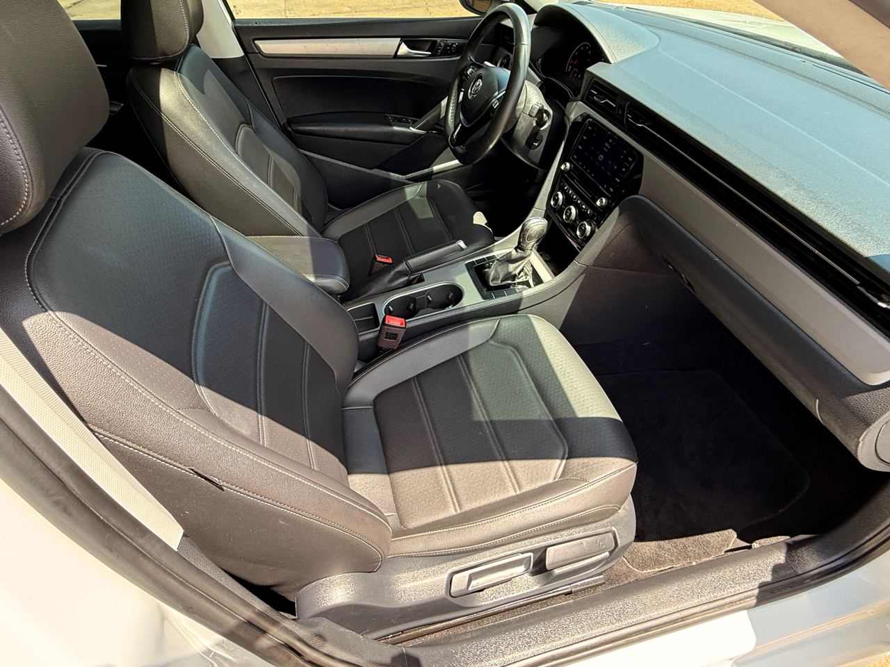 Volkswagen Passat SE 2021 Volkswagen Passat SE 2021