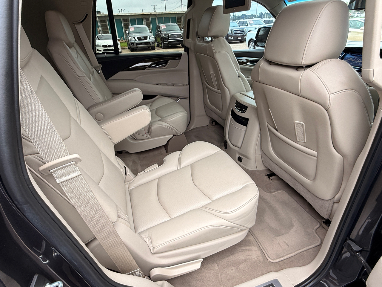 Cadillac Escalade Premium 2WD 2018 Cadillac Escalade Premium 2WD 2018