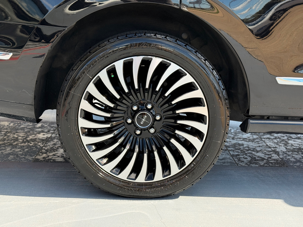 Lincoln Navigator Black Label 4WD 2020 Lincoln Navigator Black Label 4WD 2020