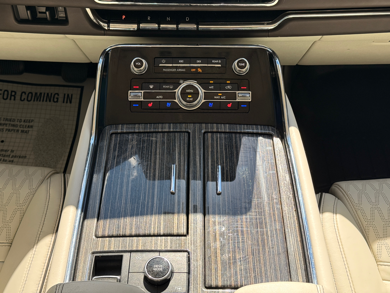 Lincoln Navigator Black Label 4WD 2020 Lincoln Navigator Black Label 4WD 2020