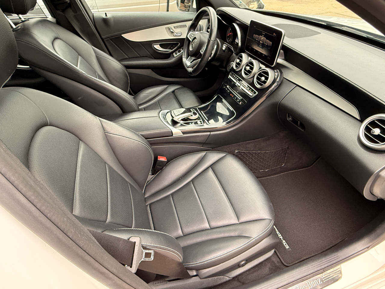 Mercedes-Benz C-Class C400 4MATIC Sedan 2015 Mercedes-Benz C-Class C400 4MATIC Sedan 2015