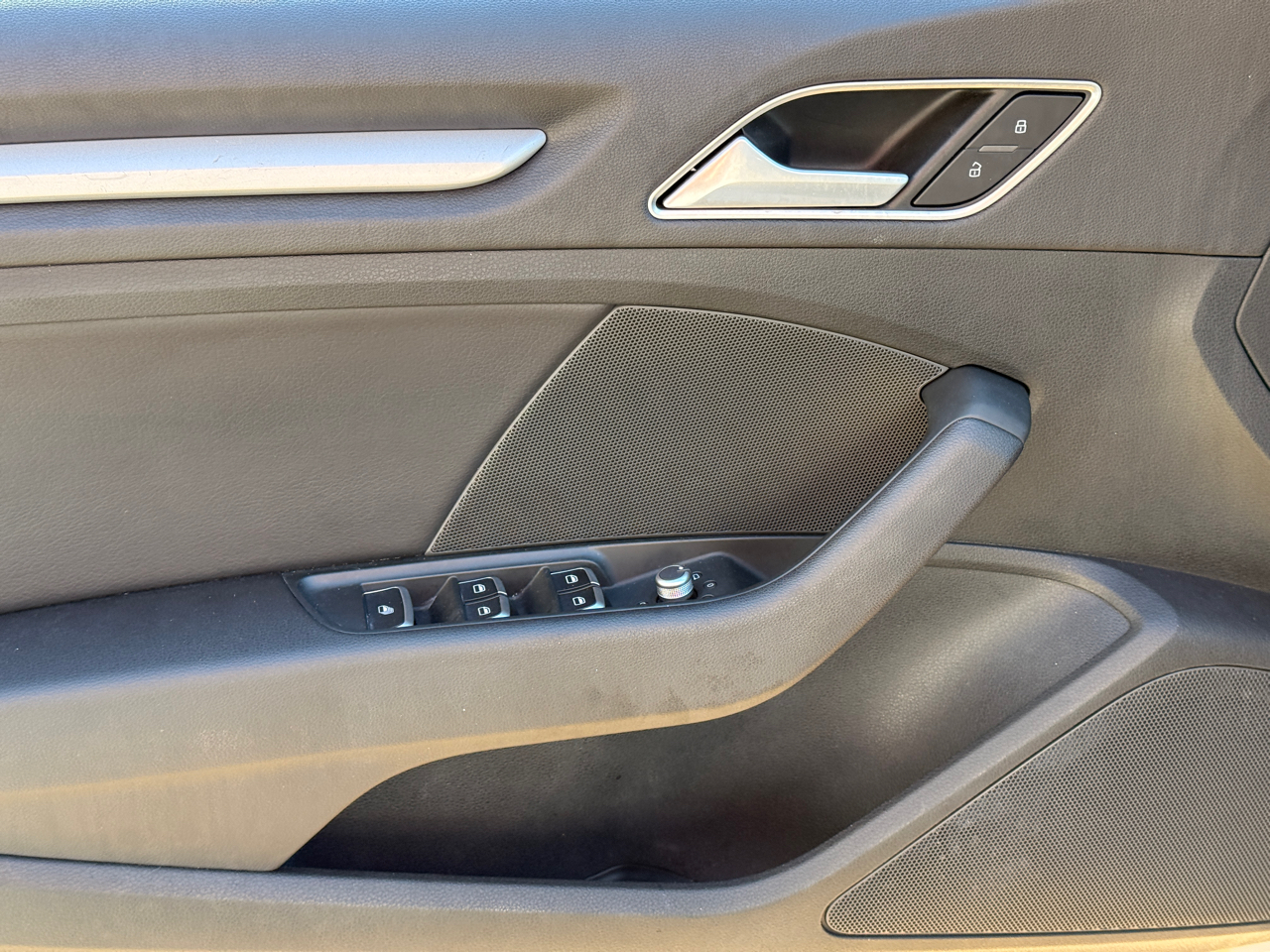 Audi A3 1.8T Premium Cabriolet FWD S tronic 2016 Audi A3 1.8T Premium Cabriolet FWD S tronic 2016