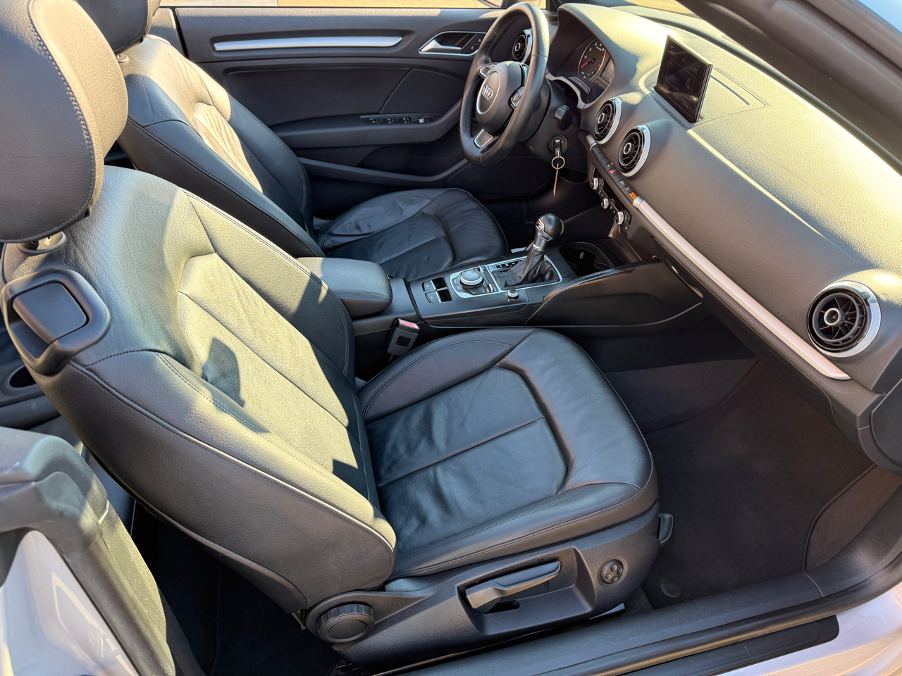 Audi A3 1.8T Premium Cabriolet FWD S tronic 2016 Audi A3 1.8T Premium Cabriolet FWD S tronic 2016