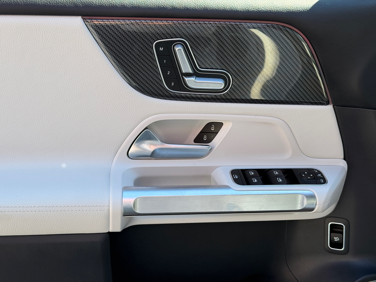 Mercedes-Benz GLB-Class GLB 250 2022 Mercedes-Benz GLB-Class GLB 250 2022