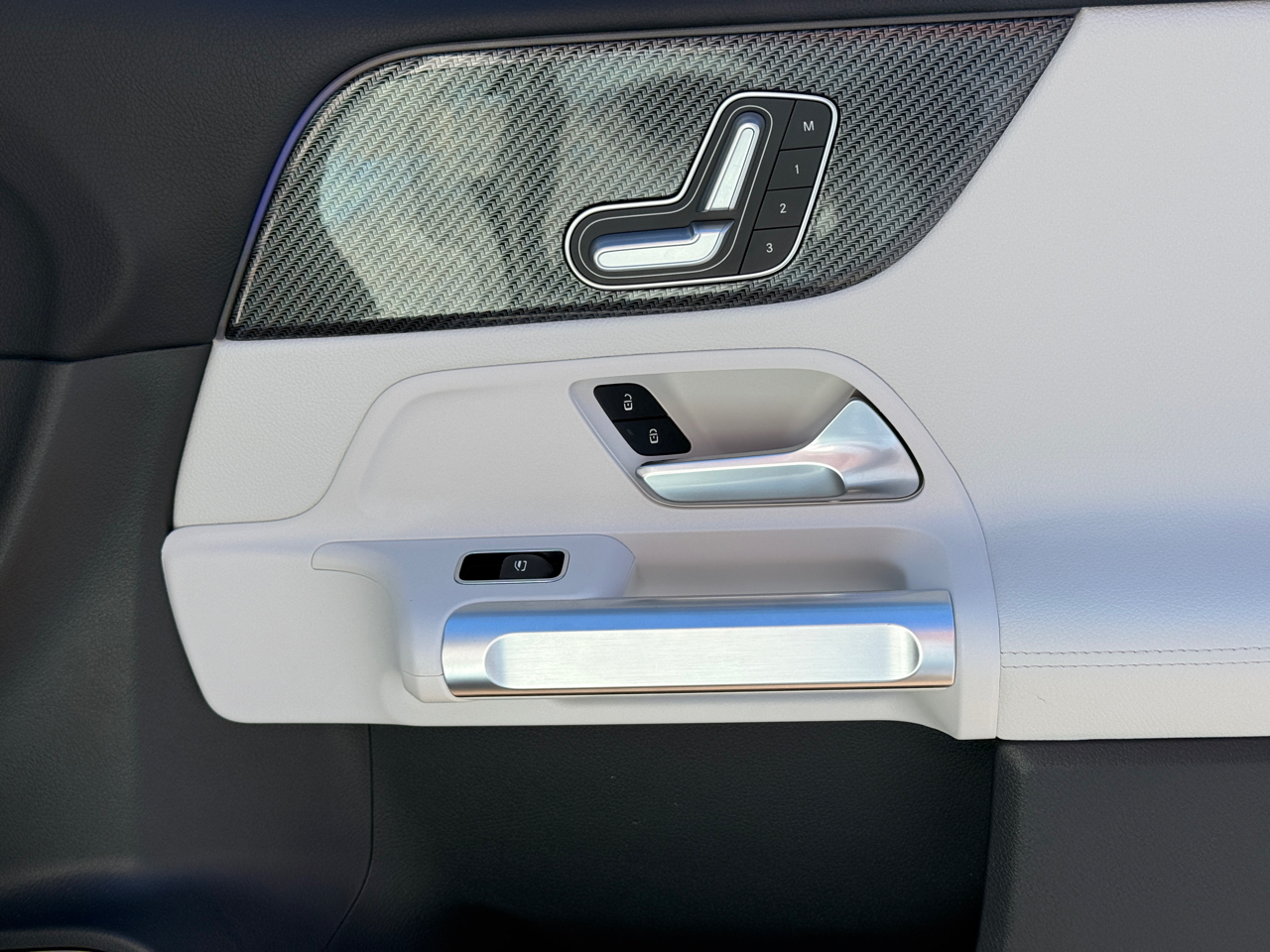 Mercedes-Benz GLB-Class GLB 250 2022 Mercedes-Benz GLB-Class GLB 250 2022