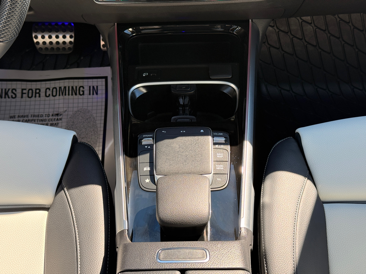 Mercedes-Benz GLB-Class GLB 250 2022 Mercedes-Benz GLB-Class GLB 250 2022