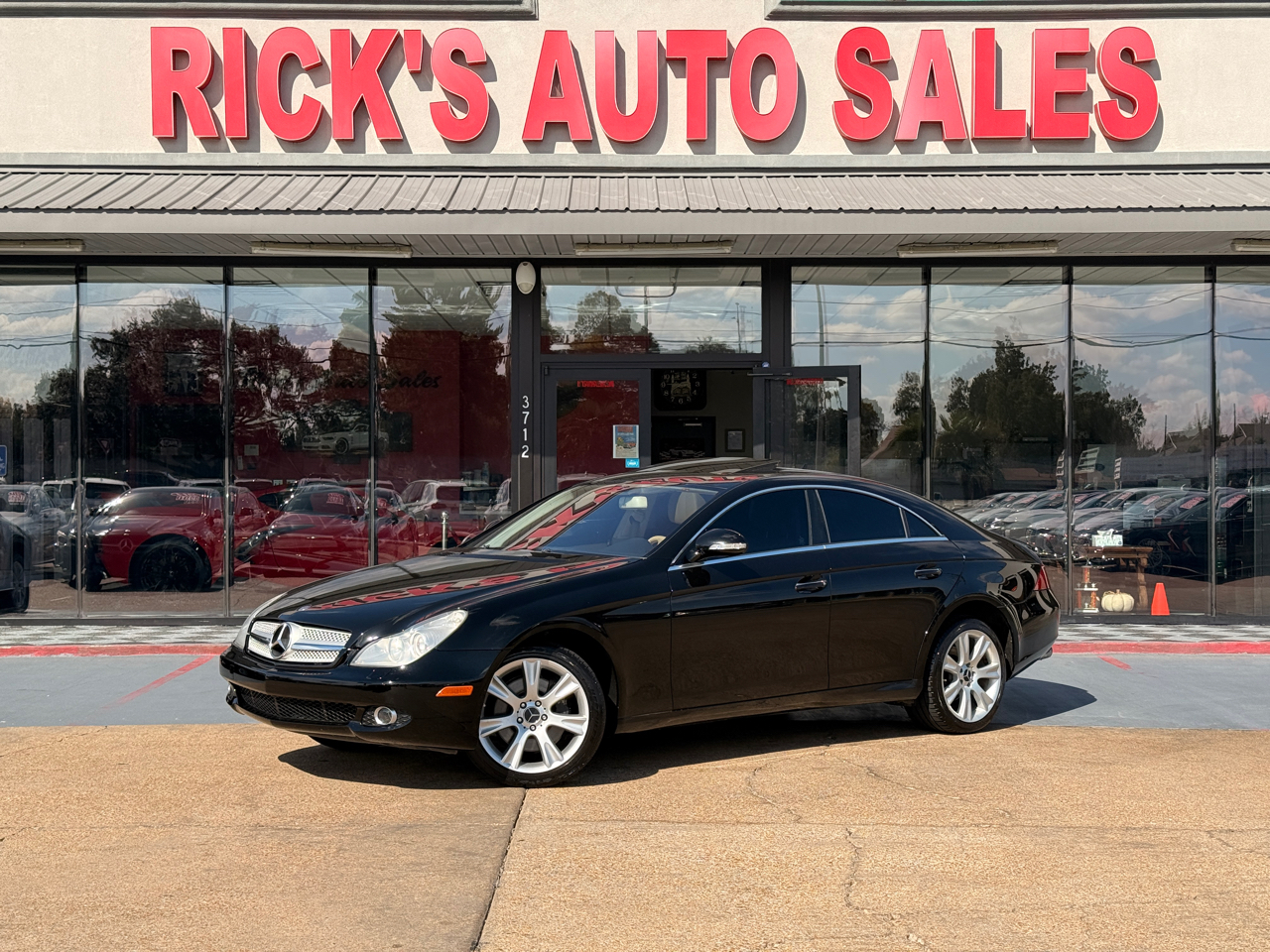 2008 Mercedes-Benz CLS-Class CLS550 4-Door Coupe